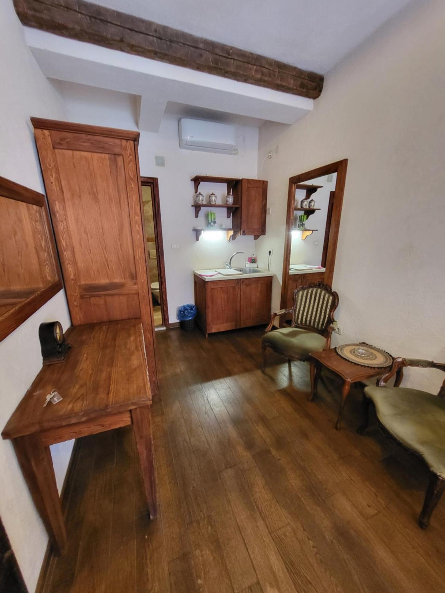 Skver Studio Apartments Херцег-Нови Номер фото
