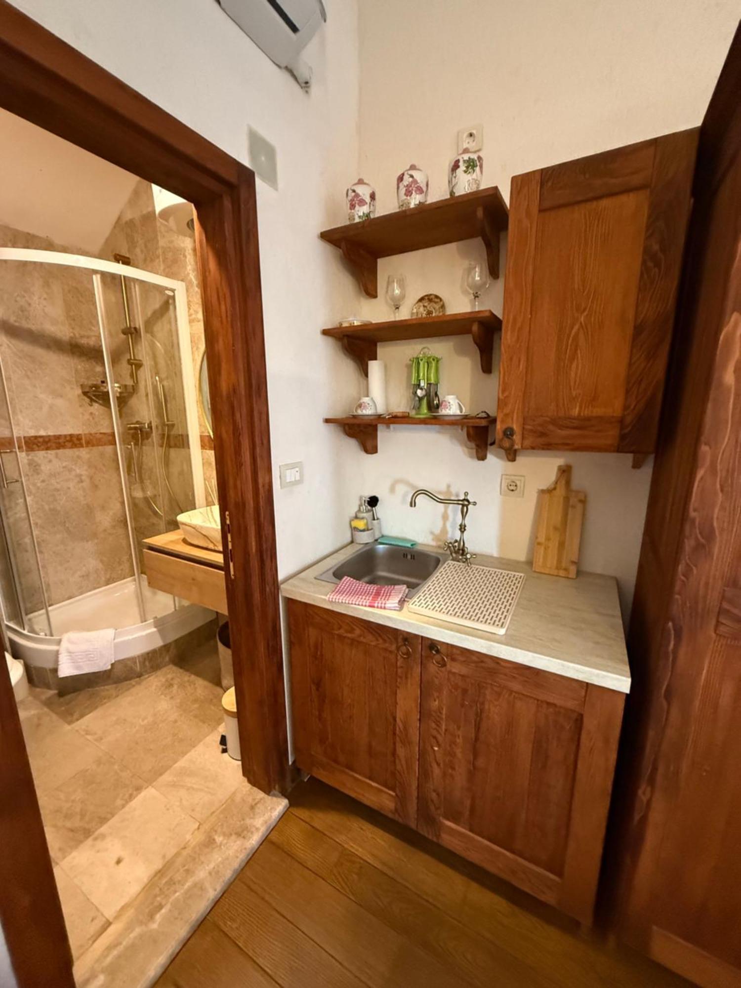 Skver Studio Apartments Херцег-Нови Экстерьер фото
